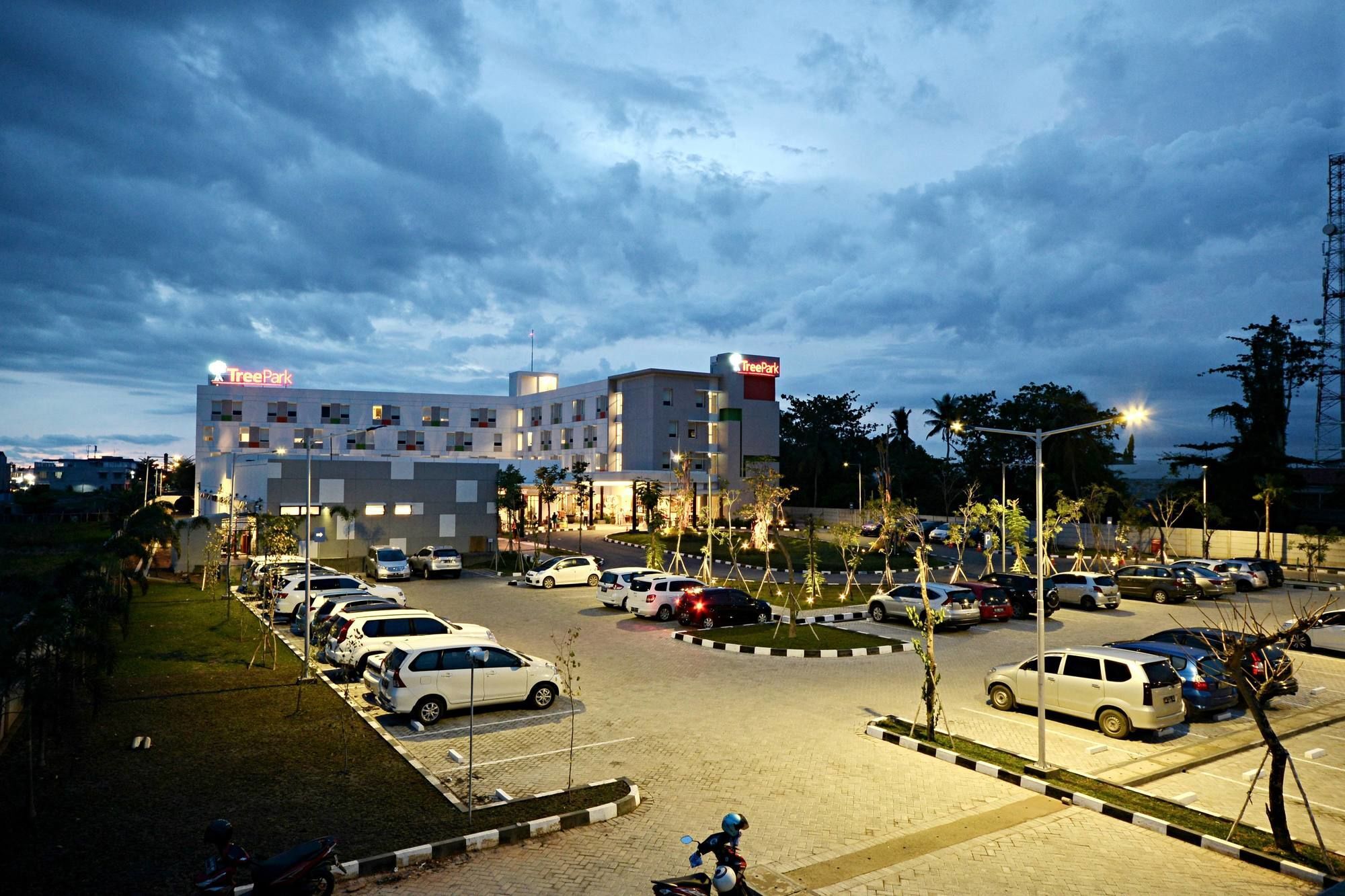 Treepark Banjarmasin Ξενοδοχείο Εξωτερικό φωτογραφία